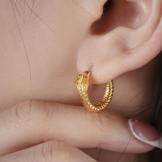 Why does gold jewelry sometimes leave a dark stain on your skin?