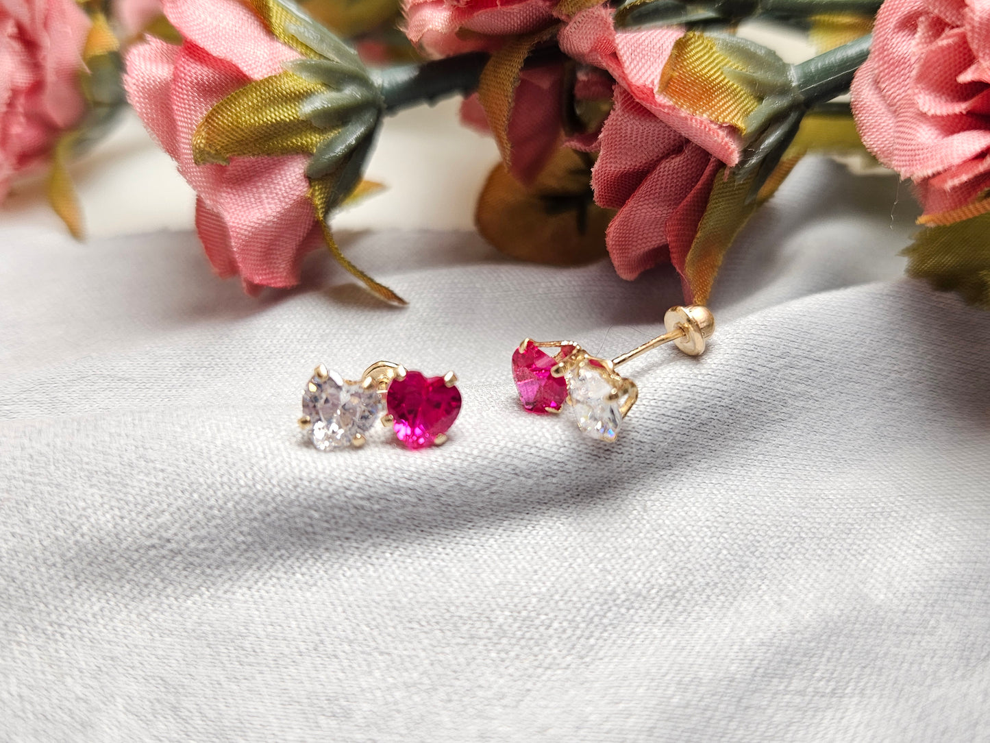 Toi et Moi Heart Studs, 10K Gold
